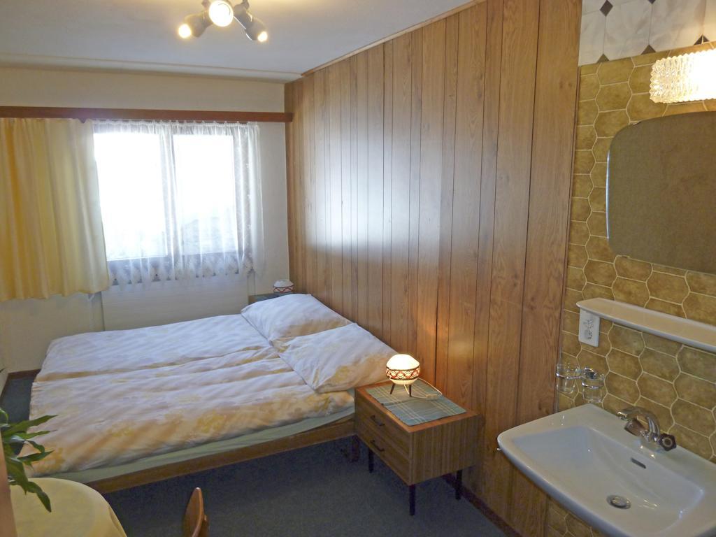 Pension Schoenblick Saas-Grund Exteriér fotografie
